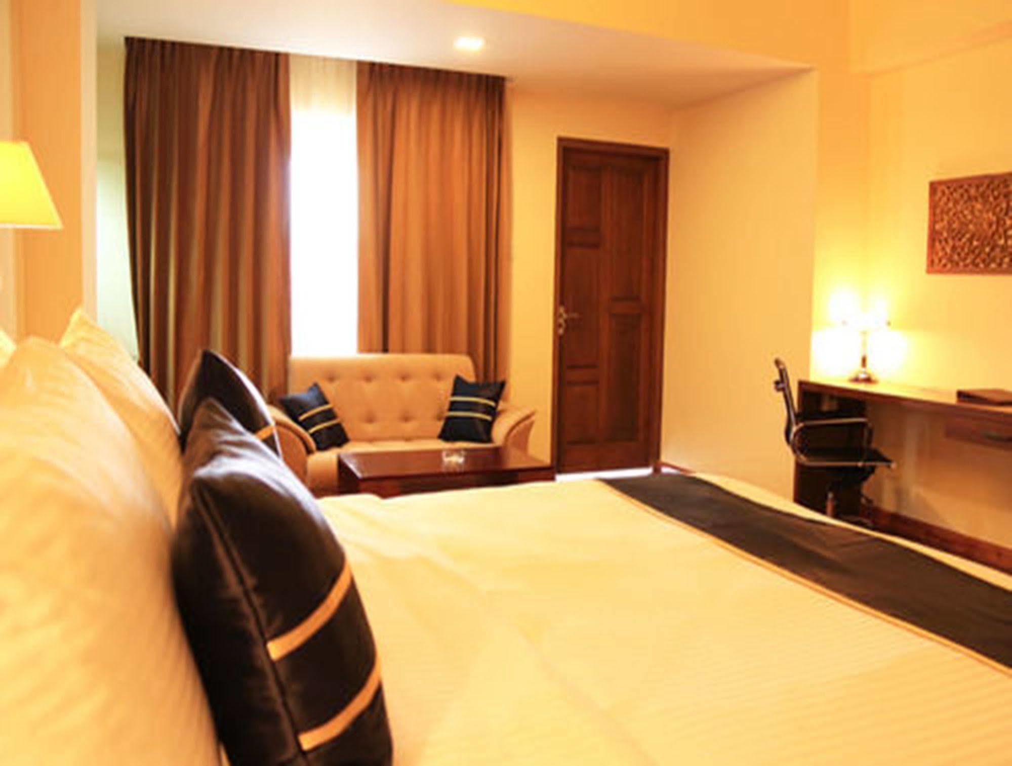 Eastern Palace 4* Mandalay