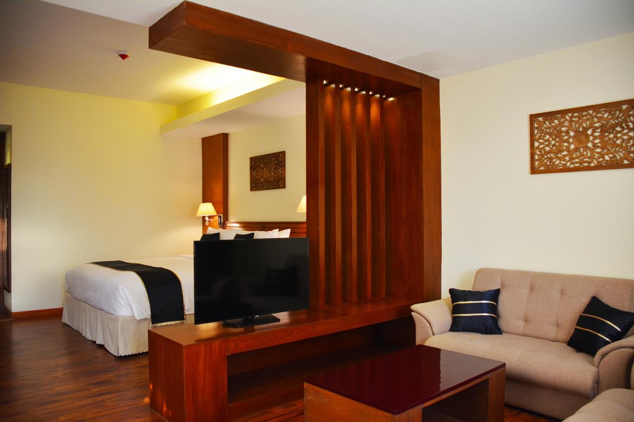 Hotel Eastern Palace 4*